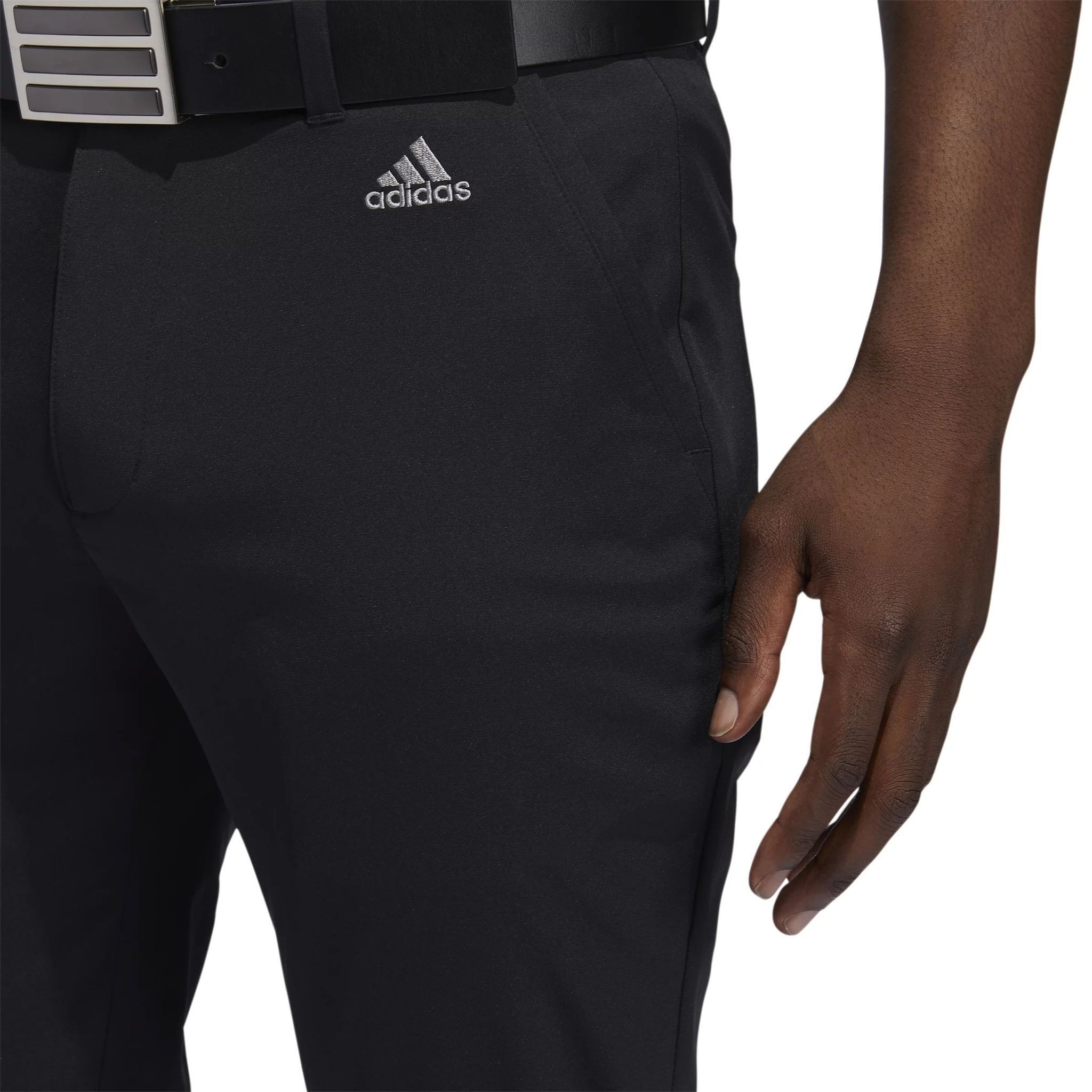 Pantaloni da golf da uomo Adidas affusolati